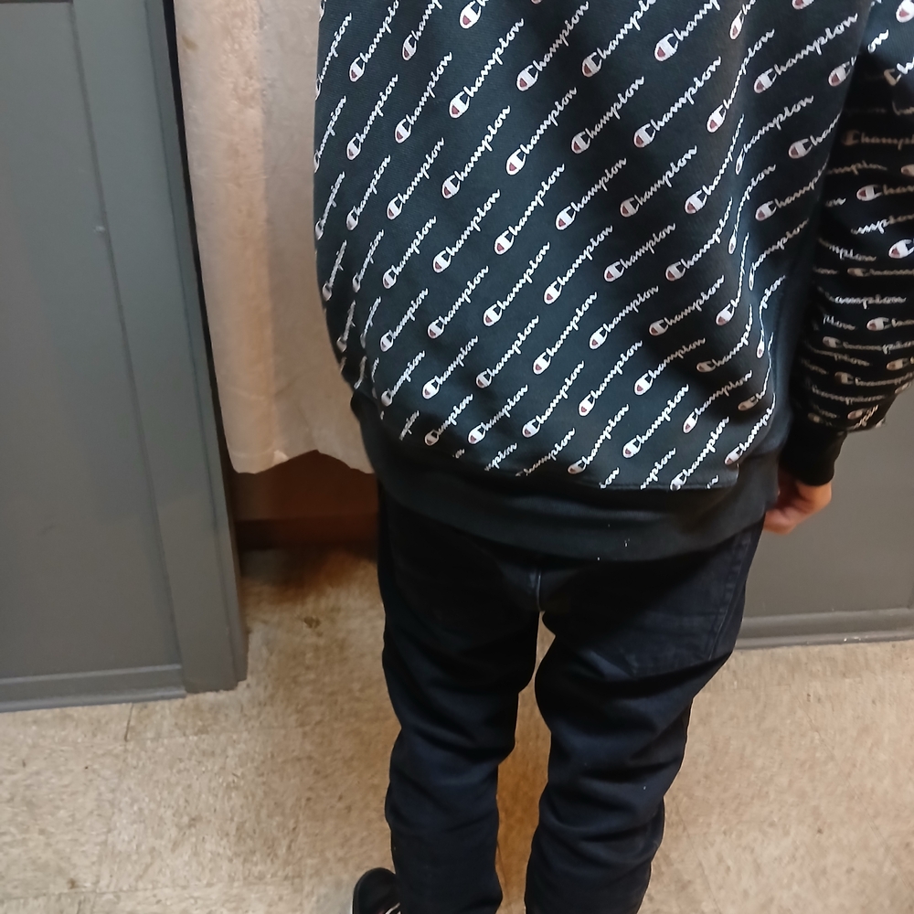 Varsity Vice - image 3